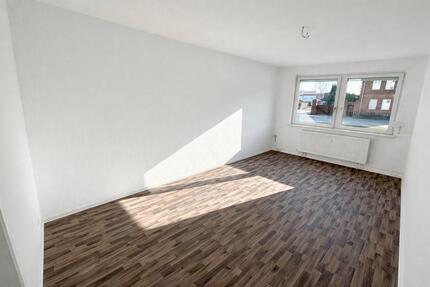 Schöne 3 Raum Wohnung in Harsleben mit Küche