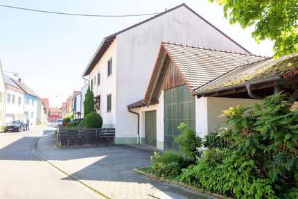 Haus zum Kaufen in Walldorf 730.000,00 € 220 m²