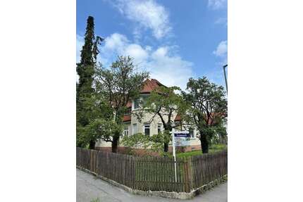 Haus zum Kaufen in München 3.950.000,00 € 225 m²