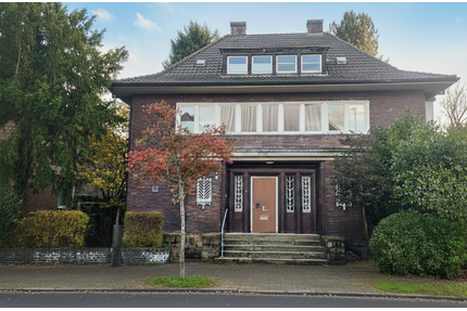 Haus zum Kaufen in Lünen 360.000,00 € 255 m²