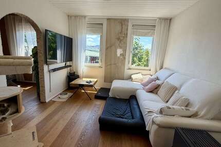 Haus zum Kaufen in EislingenFils 479.000,00 € 214 m² - Eislingen/Fils