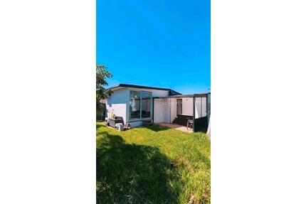 Großzügiges Mobilheim mit Anbau in wunderschöner Lage am See - Mülheim an der Ruhr Linksruhr