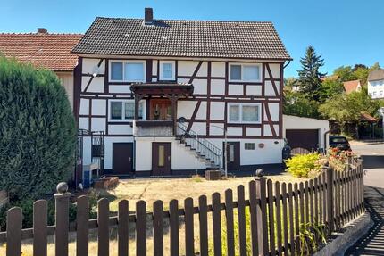 Schnuckeliges Einfamilien Fachwerkhaus auf kleinem Grundstück - Ottrau