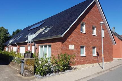 Schöne 2 ZKB mit Terrasse in der 