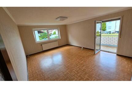 Gepflegte 2-Zimmer-Wohnung mit Garage, Keller & renoviertem Bad - Pirmasens Niedersimten