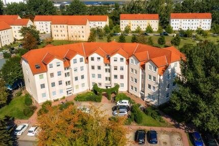 Schöne helle 3 Raum-Wohnung im Friedensring - Staßfurt