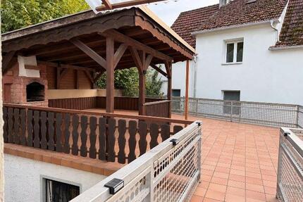 Schöne 3-Zimmer-Wohnung im Odenwald mit großer Terrasse und Garag - Lautertal (Odenwald)