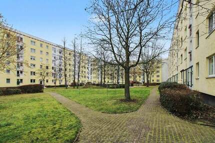 Frei und bezugsfertig: Moderne 2-Raum-Wohnung inklusive hochwertiger Einbauküche - Leipzig Heiterblick
