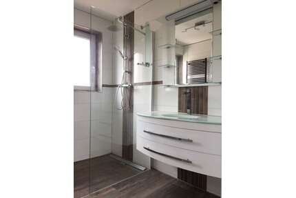 Wohnung zum Mieten in Velbert 1.004,00 € 99.76 m²
