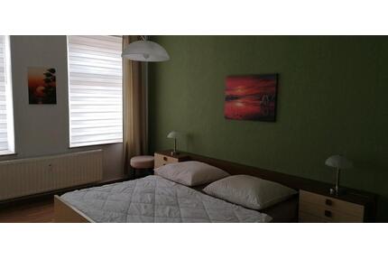 möblierte 2 Zimmerwohnung gr. Balkon inklusive Reinigung - Leipzig Südost