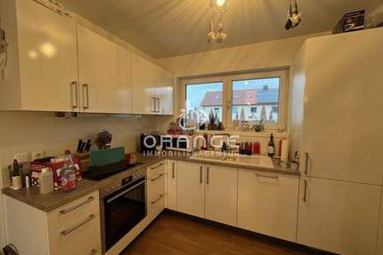 ***2 Zi.-Wohnung mit Einbauküche und Balkon!*** - Teublitz