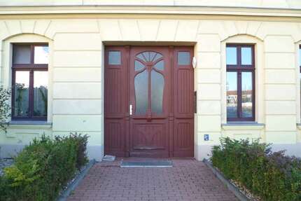 Wohnung zum Kaufen in Magdeburg 120.000,00 € 93.14 m²