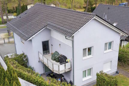 Zweifamilienhaus mit Perspektive: Eine Wohnung frei, eine bereits vermietet - Falkensee
