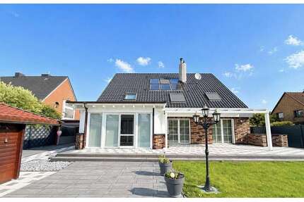 Haus zum Kaufen in Düsseldorf 1.750.000,00 € 330 m²