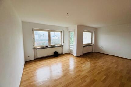 Großzügige 1,5-Zimmer-Wohnung mit Südgarten, Balkon & viel Wohnko - Beilngries