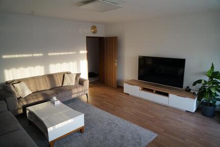 Helle 4-Zimmer-Eigentumswohnung mit Blick auf den Michaelsberg - Siegburg