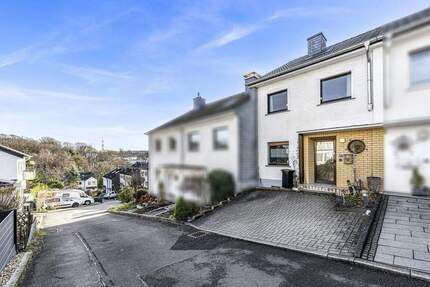 Provisionsfreies Reihenmittelhaus mit Sonnengarten im beliebten Ronsdorf - Wuppertal