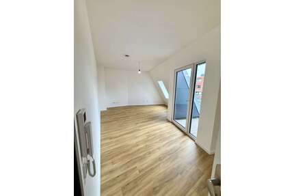 Wohnung zum Mieten in Hamburg 816,00 € 39.47 m²