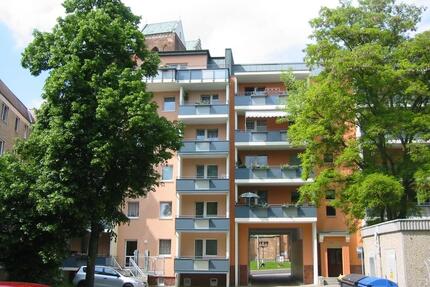 4 Zimmer mit großem Balkon - 622,00&nbsp;EUR Kaltmiete, ca.&nbsp; 91,46&nbsp;m&sup2; in Prenzlau (PLZ: 17291)