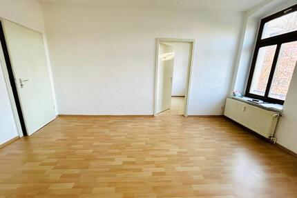 lichtdurchflutete 3-Raum Wohnung ***TOP*** in Chemnitz am Luisenplatz