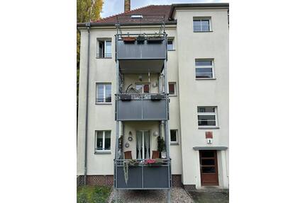 Einladende Etagenwohnung mit Parkett - vermietetes Investmentobjekt - Leipzig Wahren