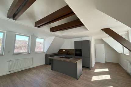 Wohnung zum Mieten in Flensburg 900,00 € 102 m²