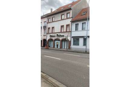 Haus zum Kaufen in Bad Bergzabern 650.000,00 € 320 m²