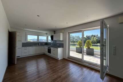 Wohnung zum Mieten in Unterroth 900,00 € 74 m²