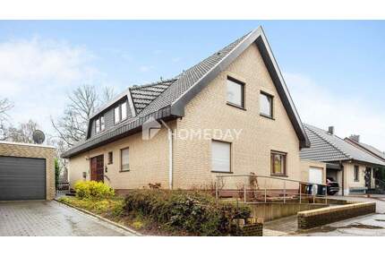 Drei Zimmer unter dem Dach - saniert, vermietet, solide - Bremen Habenhausen