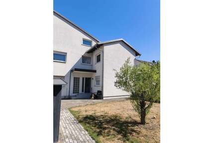 Wohnung zum Kaufen in Laudenbach 365.000,00 € 104 m²