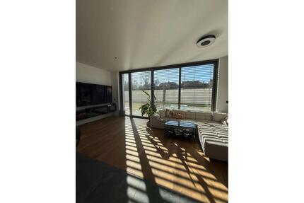 Doppelhaushälfte mit Seeblick am Zwenkauer See