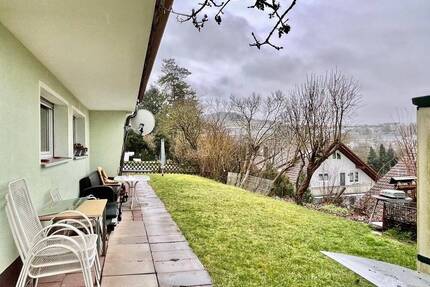 Schöne Höhenlage - gut vermietete Gartengeschosswohnung in Calw