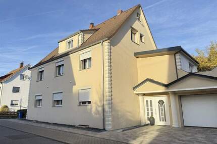 saniertes Zweifamilienhaus in zentraler Lage von Lauda-Königshofen - Lauda-Königshofen-Lauda