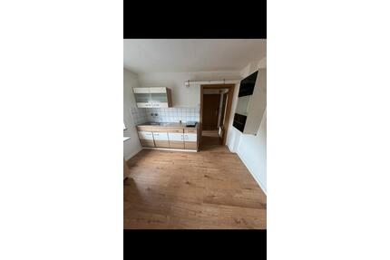 Helle 2-Zimmer-Wohnung im Grünen mit Balkon, Garten am Bach - Aalen Dewangen