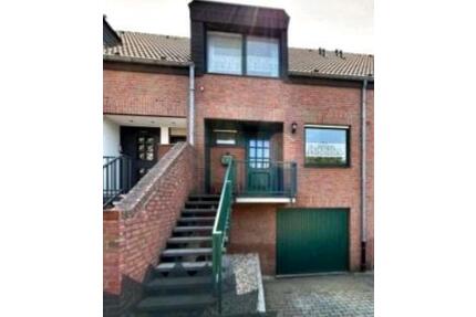 Schöne 4-Zimmer-Haus mit Garten in Mönchengladbach-Lürrip