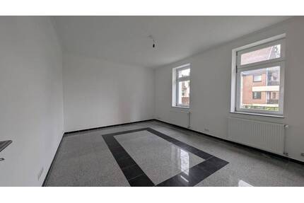 Bonn-Muffendorf - renovierte 2 Zimmer Wohnung im EG