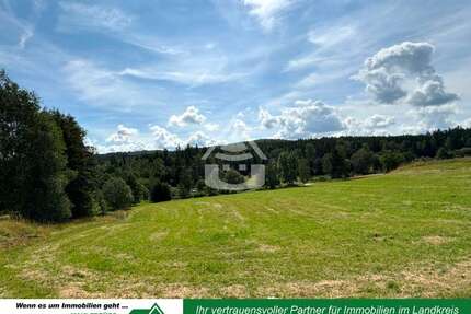 Grundstück zu verkaufen in Hohenberg an der Eger 15.000,00 € 914 m²