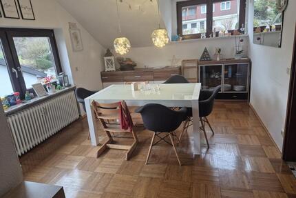 4,5 Zimmer Wohnung in Wiernsheim-Iptingen mit Balkon - Eberdingen