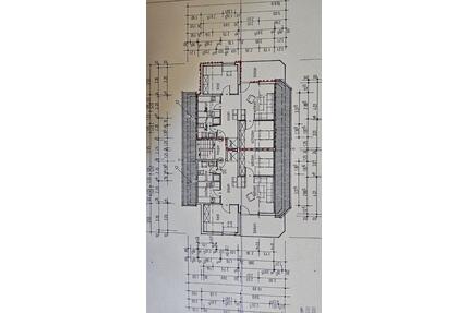Helle 3-Zimmer Dachwohnung in Marburg-Marbach mit Balkon + Garage
