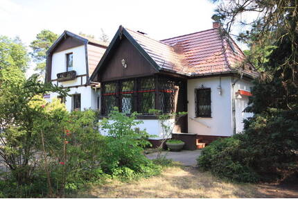 Rarität in bester Villenlage: Charmantes Einfamilienhaus um 1912 erbaut mit Wintergarten in ruhiger Umgebung - Falkensee