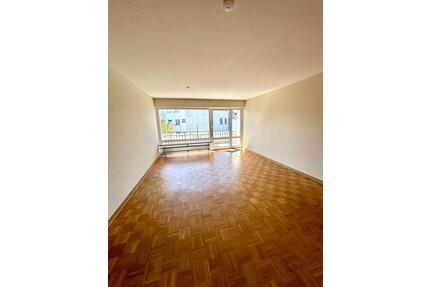 Helle 3-Zimmer-Wohnung mit Balkon&Einbauküche in Bielefeld Brake