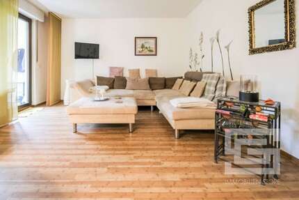 Wohnung zum Kaufen in Monheim am Rhein 159.000,00 € 82.2 m²