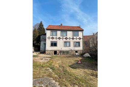 sanierungsbedürftiges Einfamilienhaus in 98693 Ilmenau OT Heyda