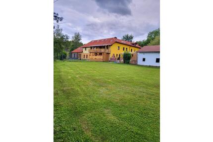 vielseitig verwendbare Gewerbe - Wohnobjekt Lager Wohnungen Teich - Bad Birnbach Asenham