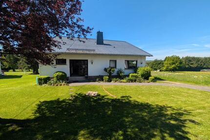 Wunderschönes Einfamilienhaus mit Einliegerwohnung - Hellenhahn-Schellenberg