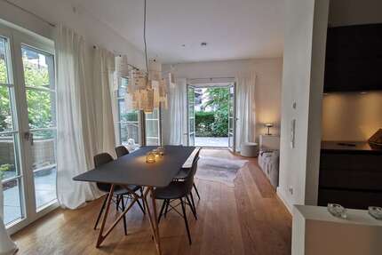 Wohnung zum Mieten in Düsseldorf 2.800,00 € 98.99 m²