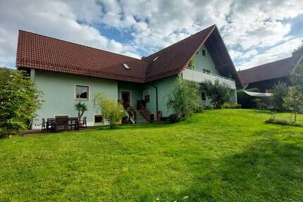Haus zum Kaufen in Betzenstein 565.000,00 € 330 m²