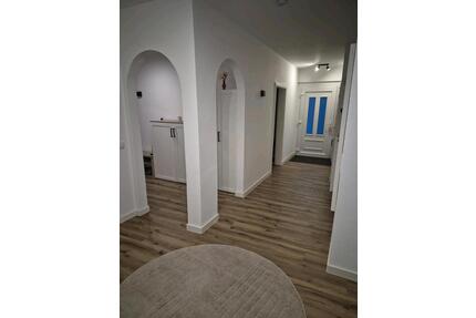 Helle 4-Zimmer Wohnung 106qm mit Terrasse, Garage & Smart Home - Cloppenburg