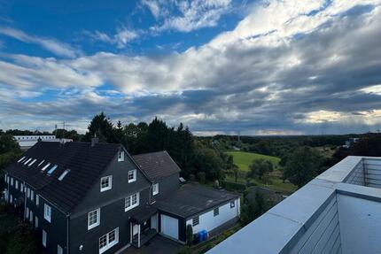 4,4 % Rendite von Privat - Helle 2-Zimmer-Dachgeschosswohnung - Wermelskirchen