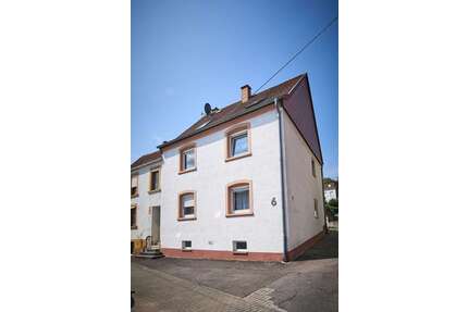 Haus zum Kaufen in Saarbrücken 250.000,00 € 150 m²